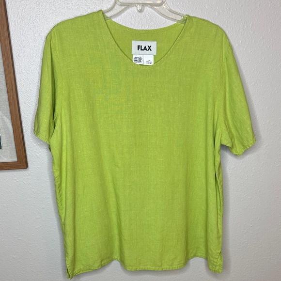 Flax Tops - FLAX Women’s Lime Green Short Sleeve Linen Tee with side slits -‎ small